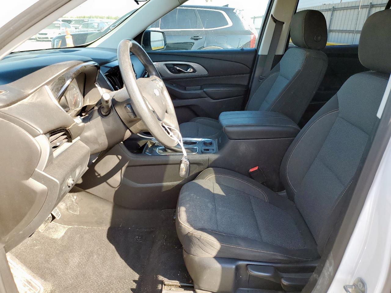 CHEVROLET TRAVERSE LS