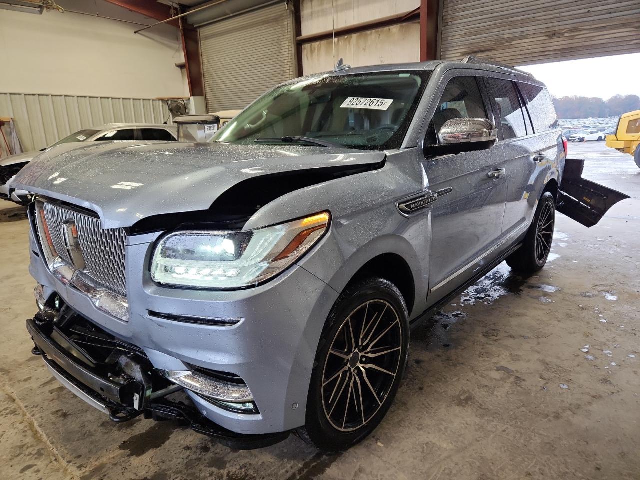 LINCOLN NAVIGATOR BLACK LABEL