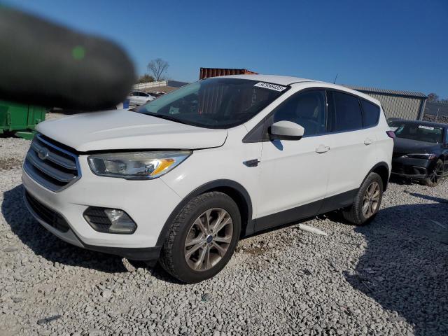 Global Auto Auctions: 2017 FORD ESCAPE SE