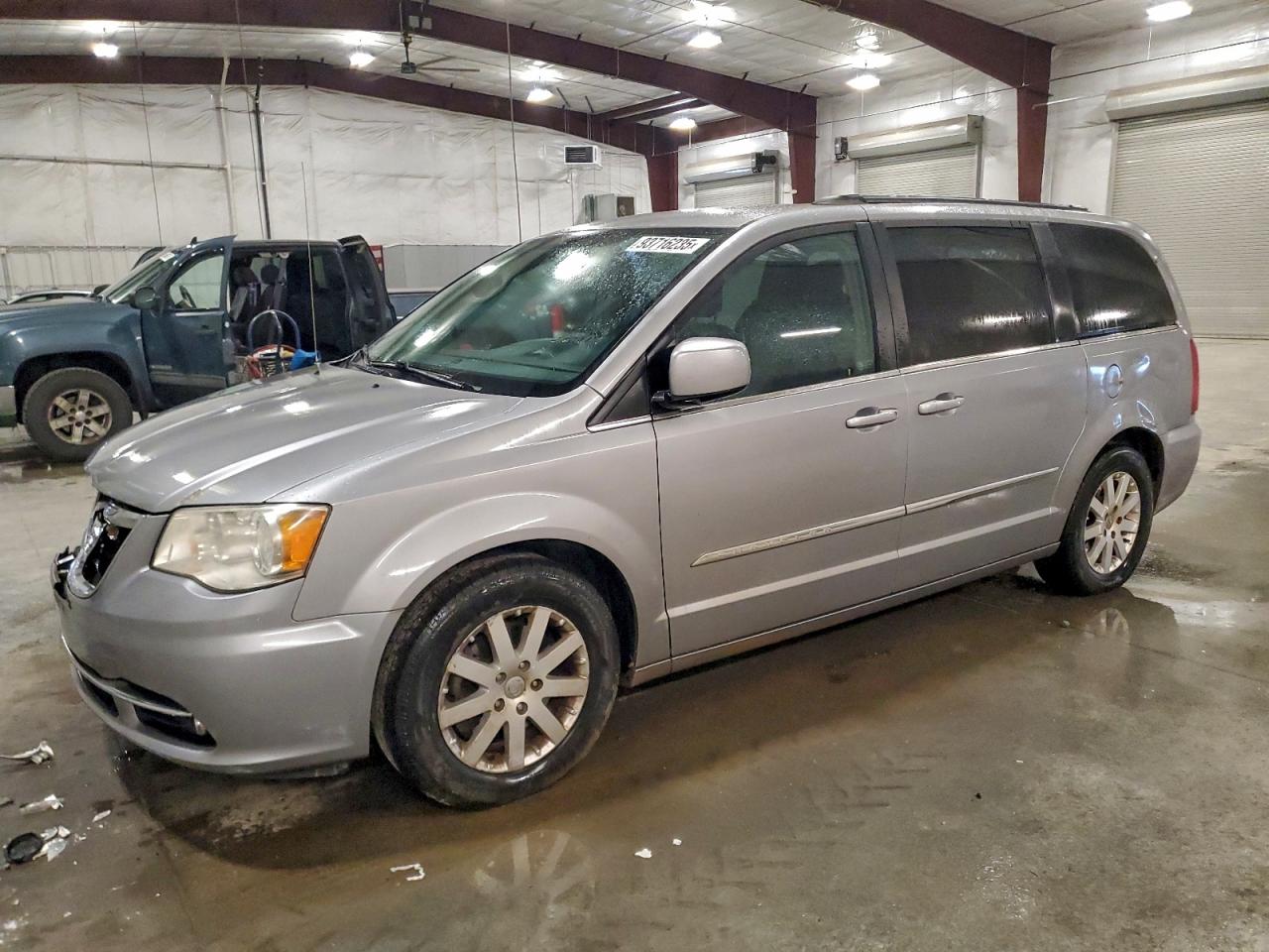 Lot #3298049147 2014 CHRYSLER TOWN & COU