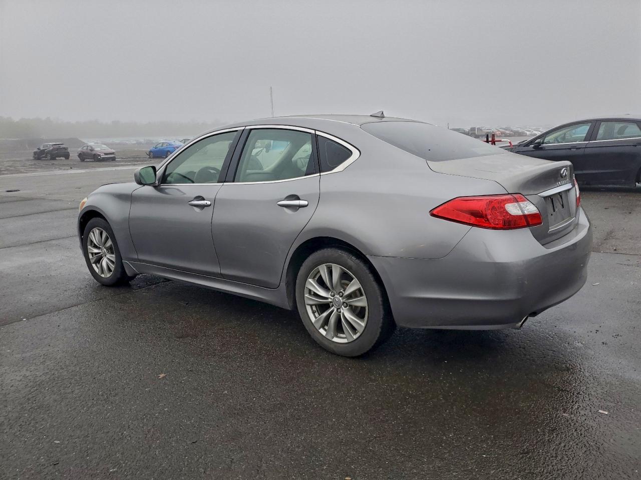 INFINITI M37 X
