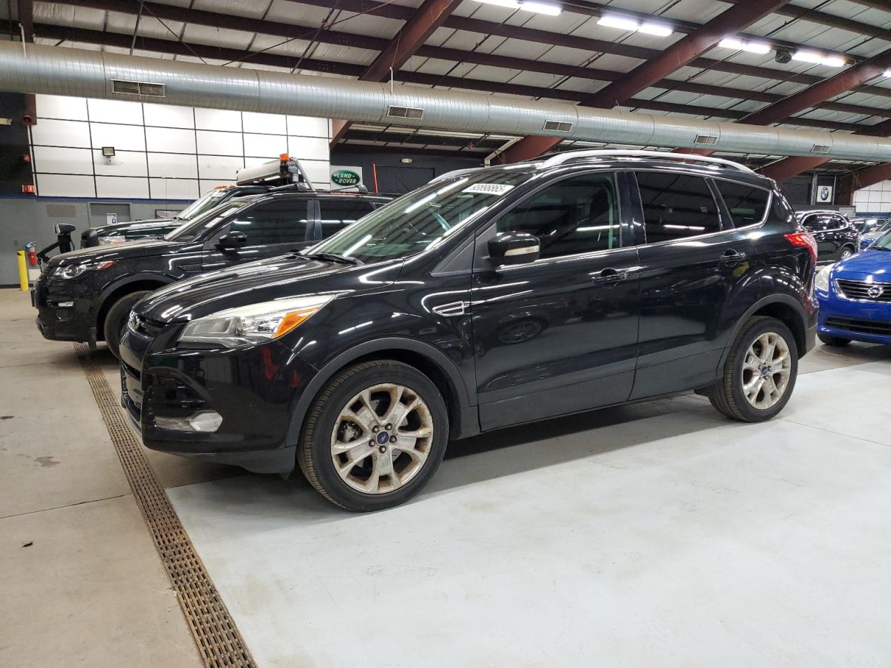 FORD ESCAPE TITANIUM