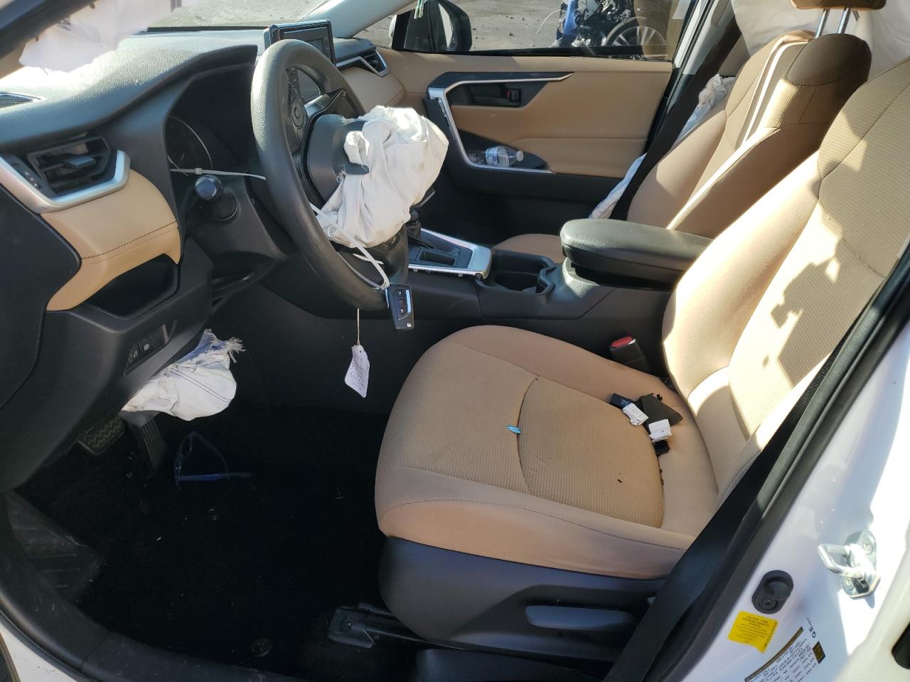 Lot #3301829353 2019 TOYOTA RAV4 LE