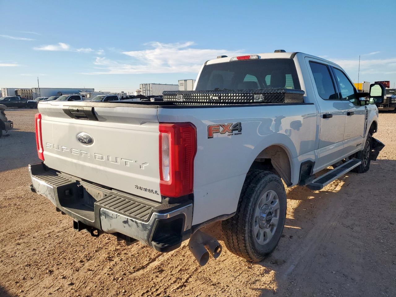 FORD F-250 SUPER DUTY