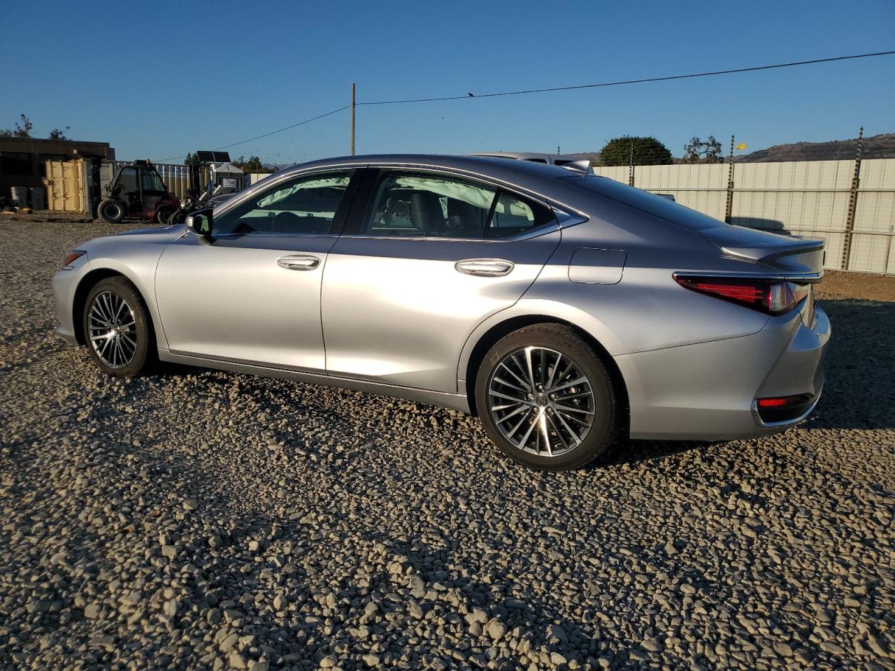 LEXUS ES 300H BASE