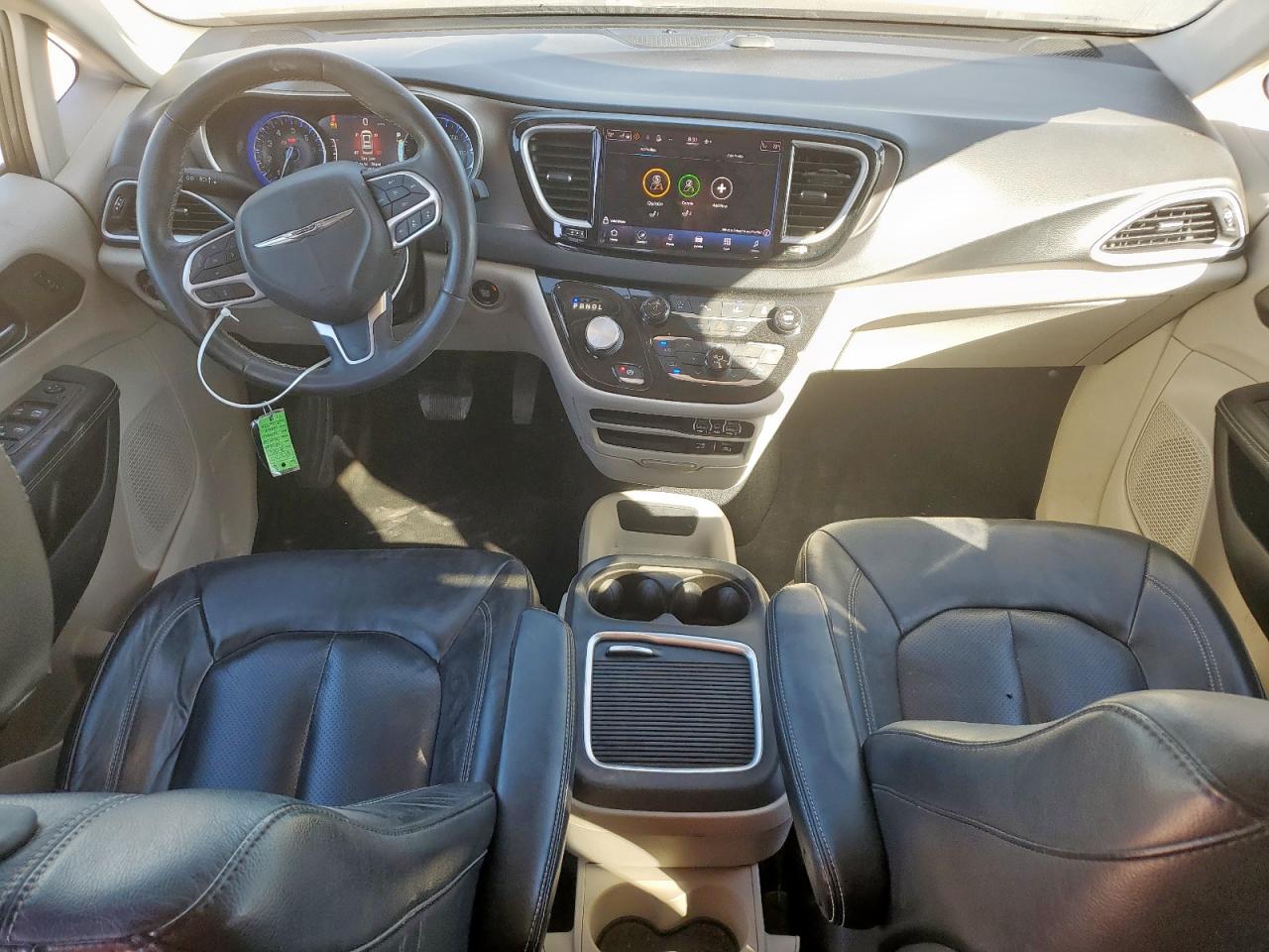 CHRYSLER PACIFICA TOURING L