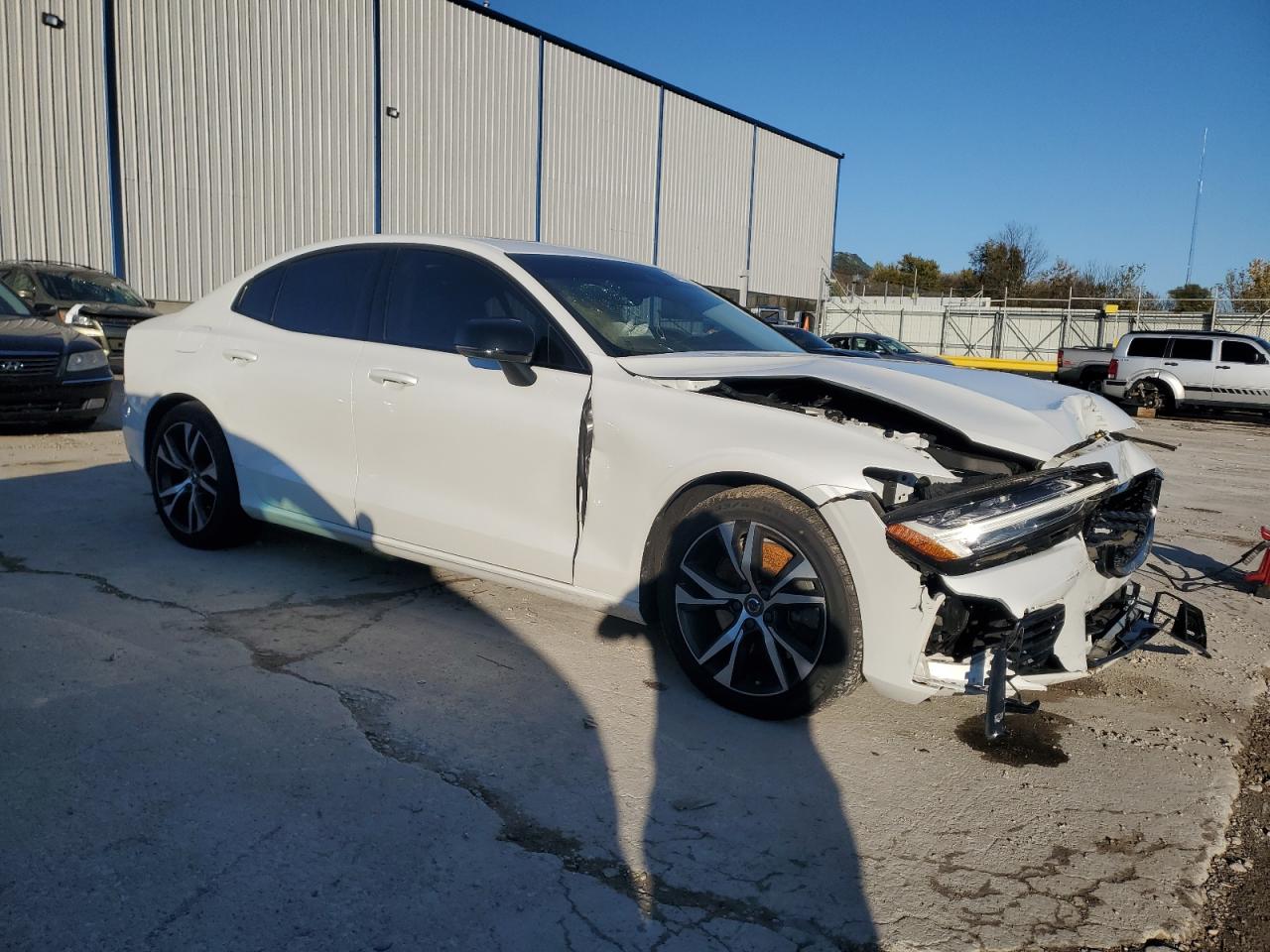 VOLVO S60 T8 RECHARGE R-DESIGN EXPRESSION