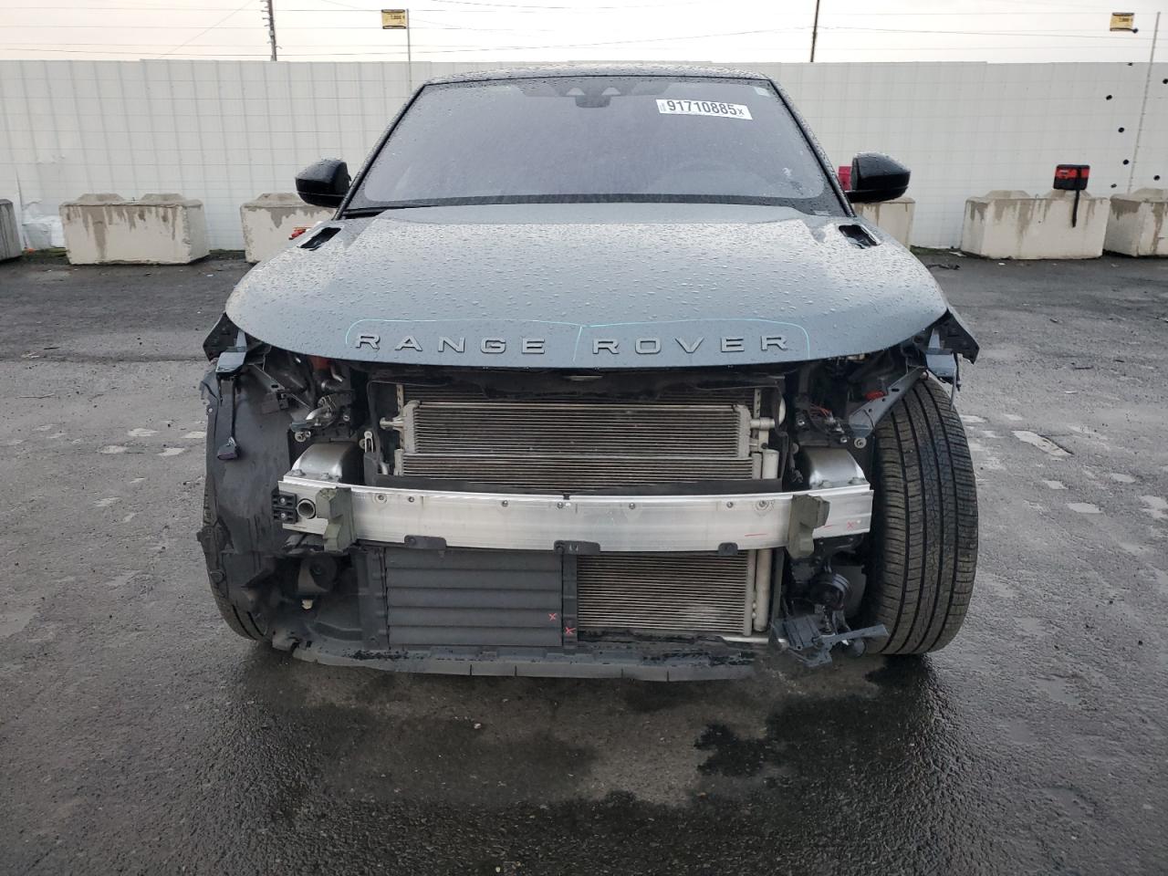 LAND ROVER RANGE ROVER FIRST EDITION