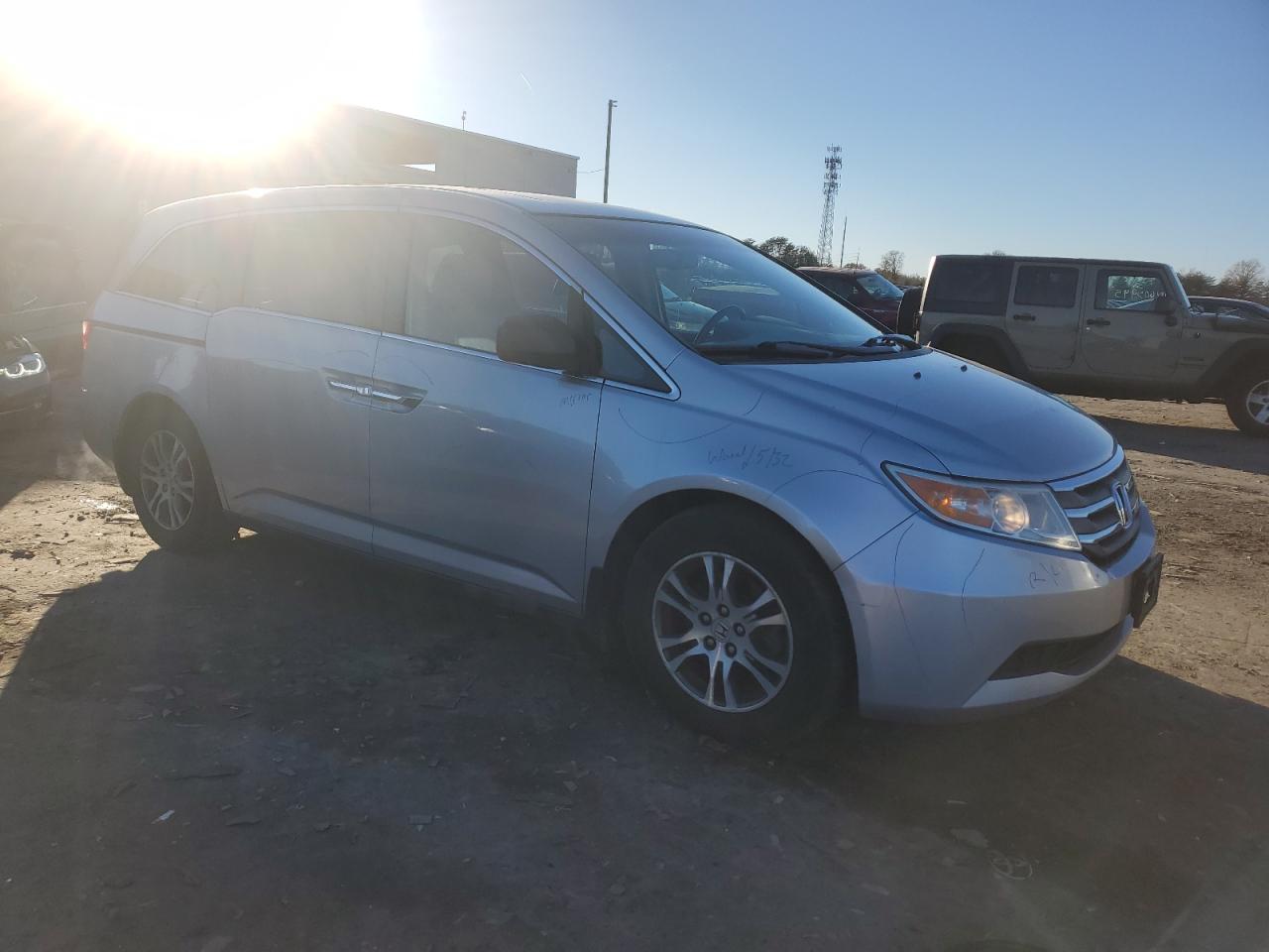 Lot #3302749010 2011 HONDA ODYSSEY EX