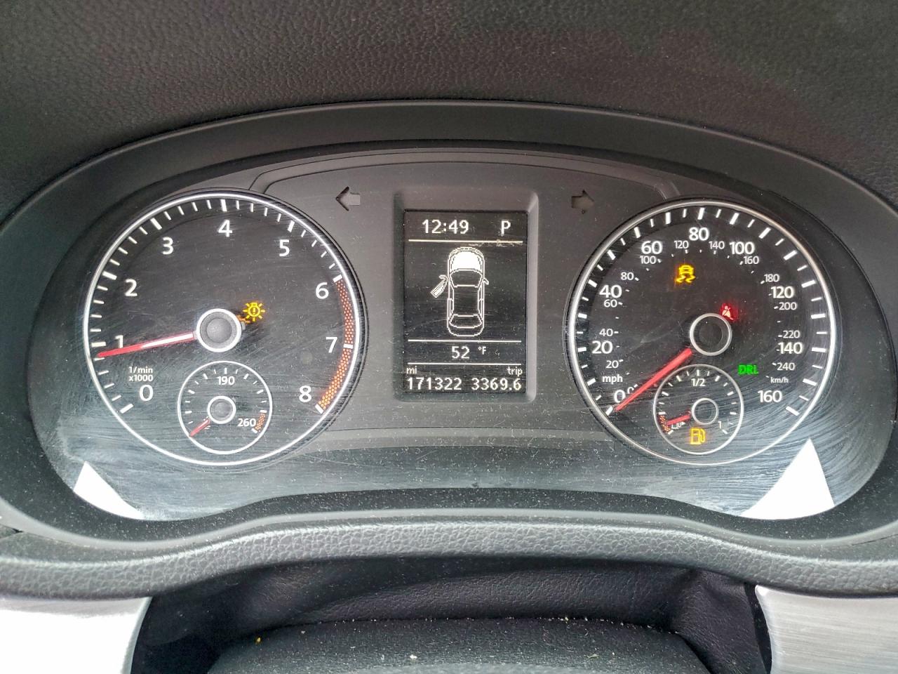 VOLKSWAGEN PASSAT SE