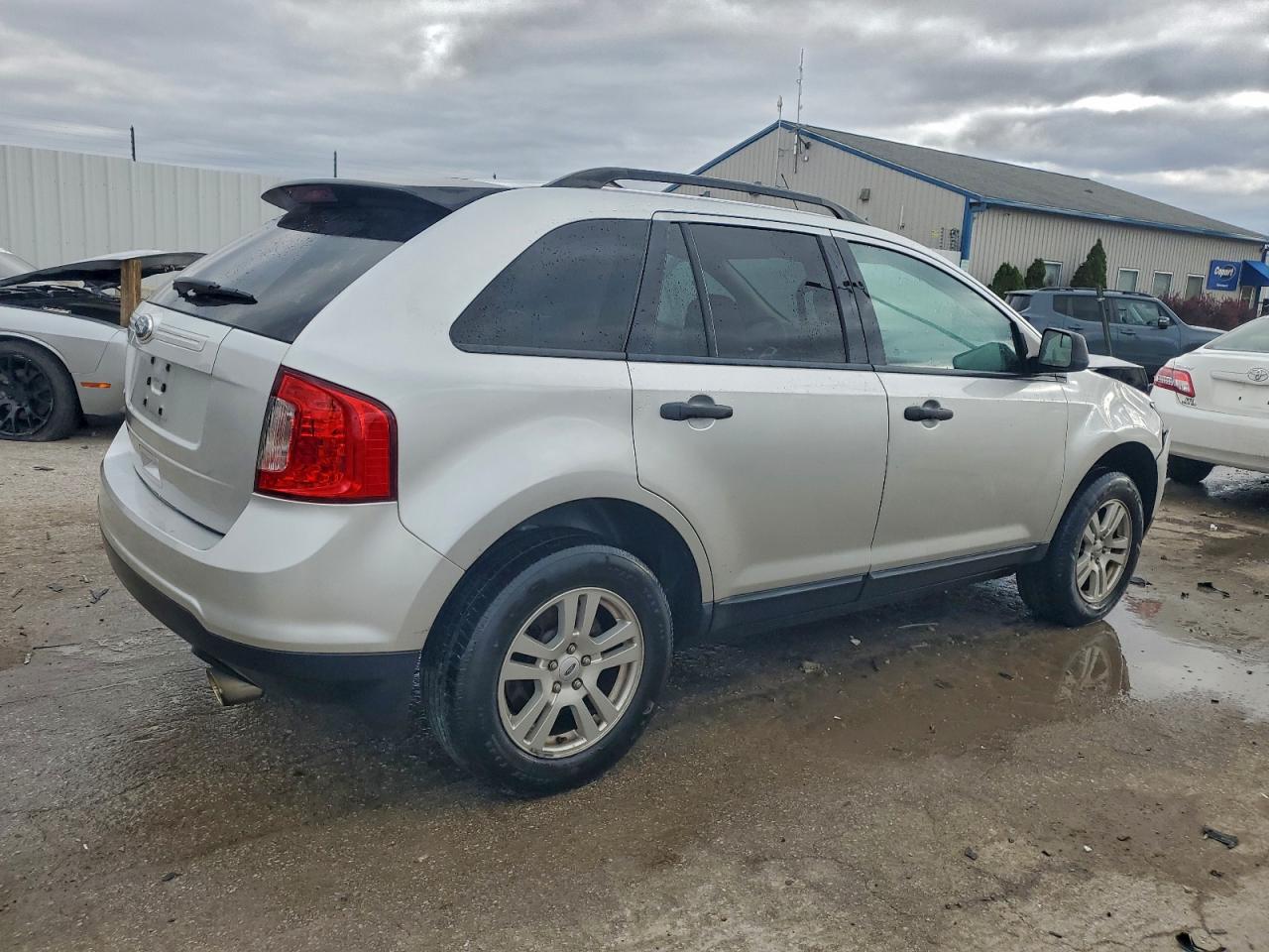 FORD EDGE SE