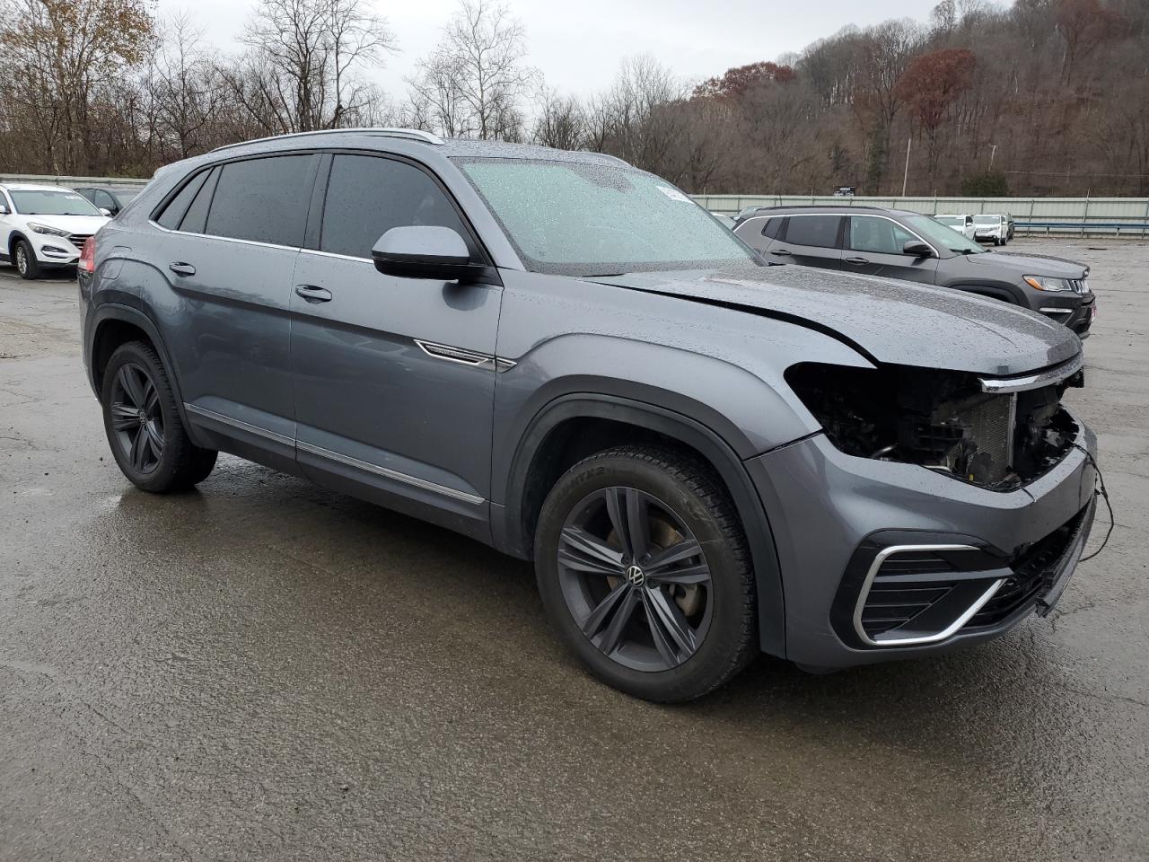 VOLKSWAGEN ATLAS CROSS SPORT SE