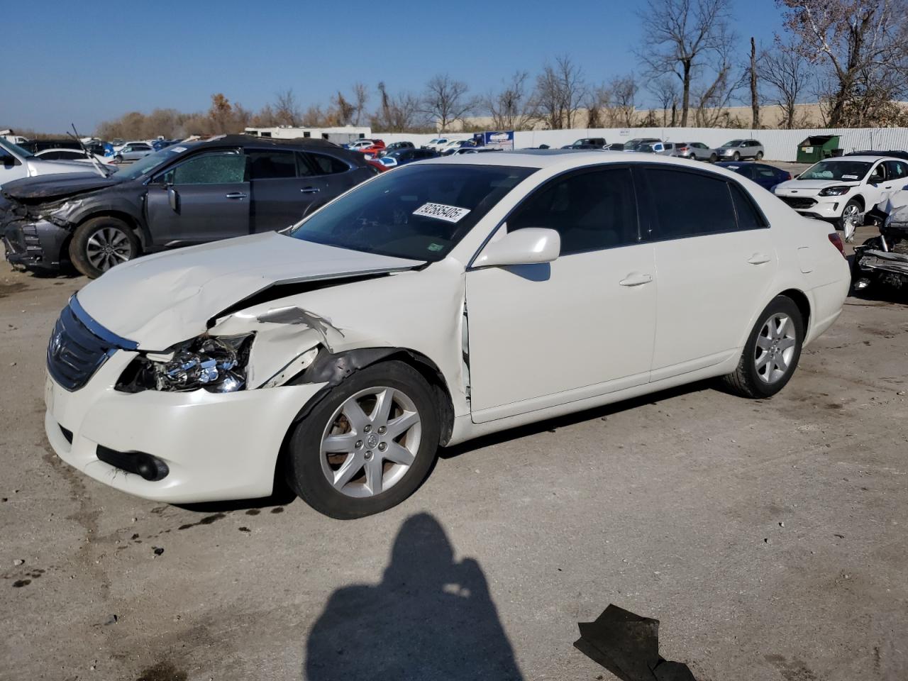 Lot #3298022140 2009 TOYOTA AVALON XL