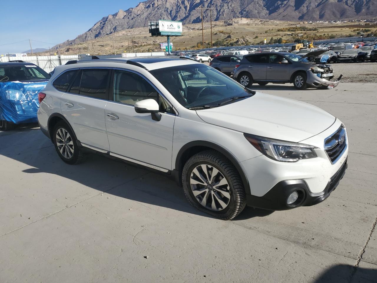 SUBARU OUTBACK TOURING