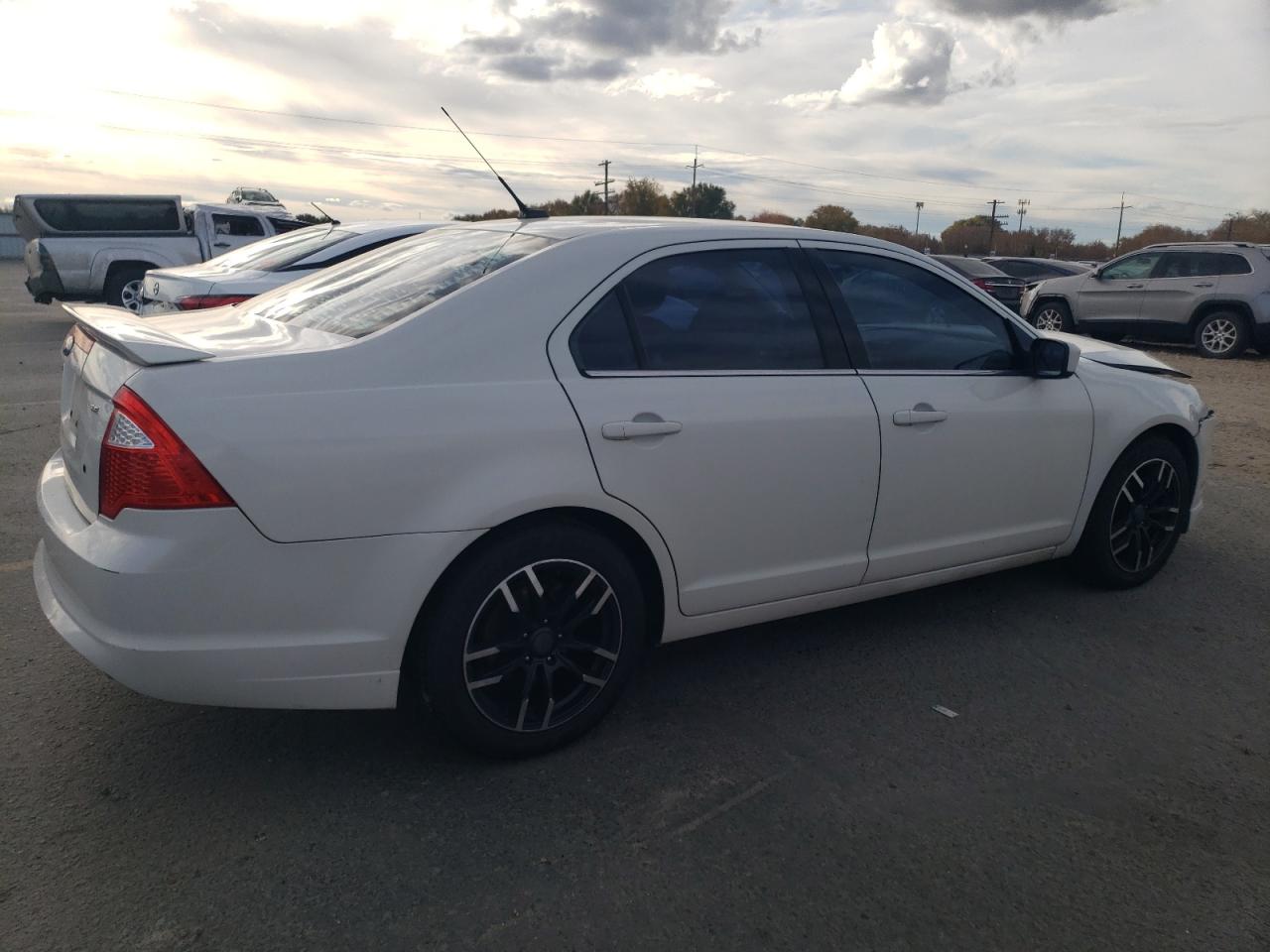 FORD FUSION SE