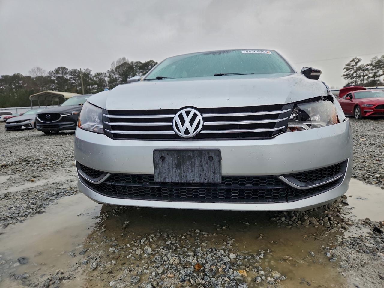 VOLKSWAGEN PASSAT S