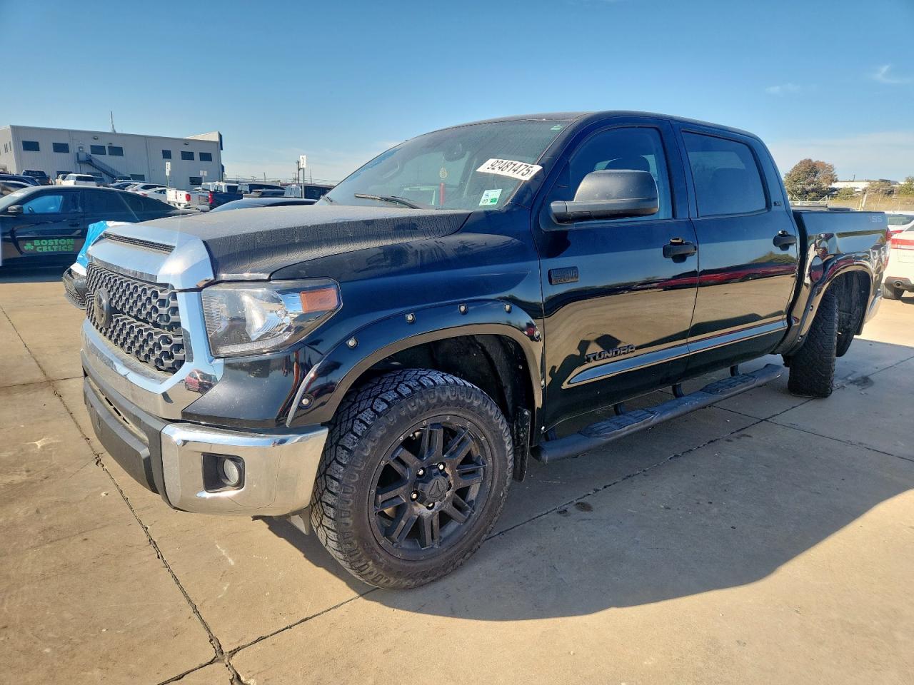 TOYOTA TUNDRA CREWMAX SR5