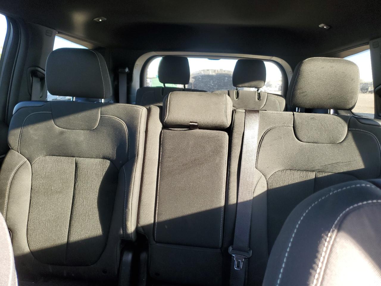 JEEP GRAND CHEROKEE L LAREDO