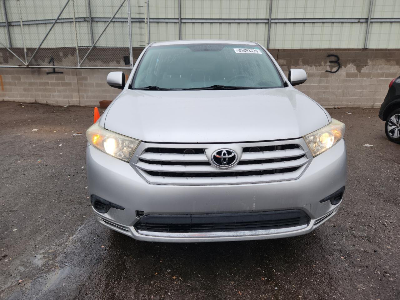 TOYOTA HIGHLANDER BASE