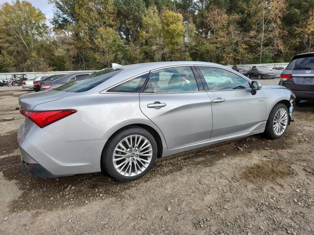 2019 TOYOTA AVALON XLE #3294462510