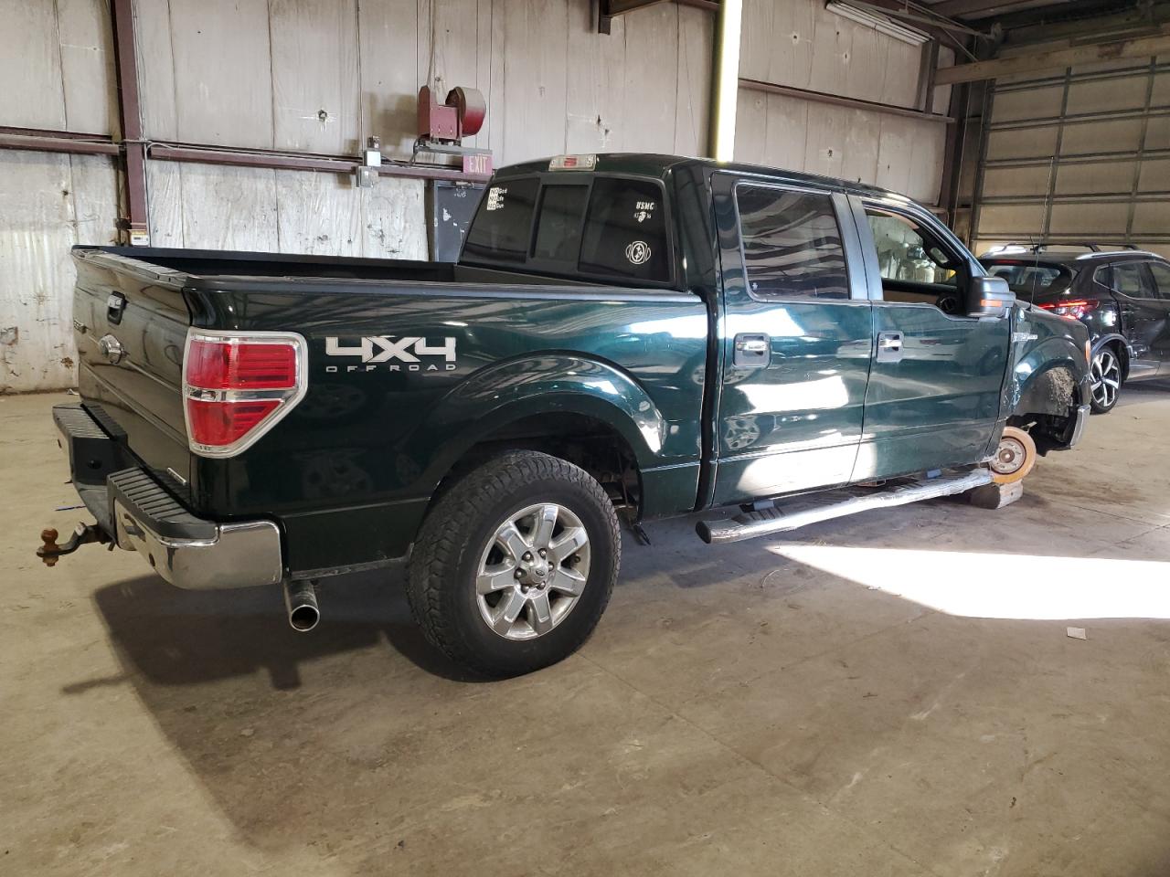 FORD F-150 SUPERCREW