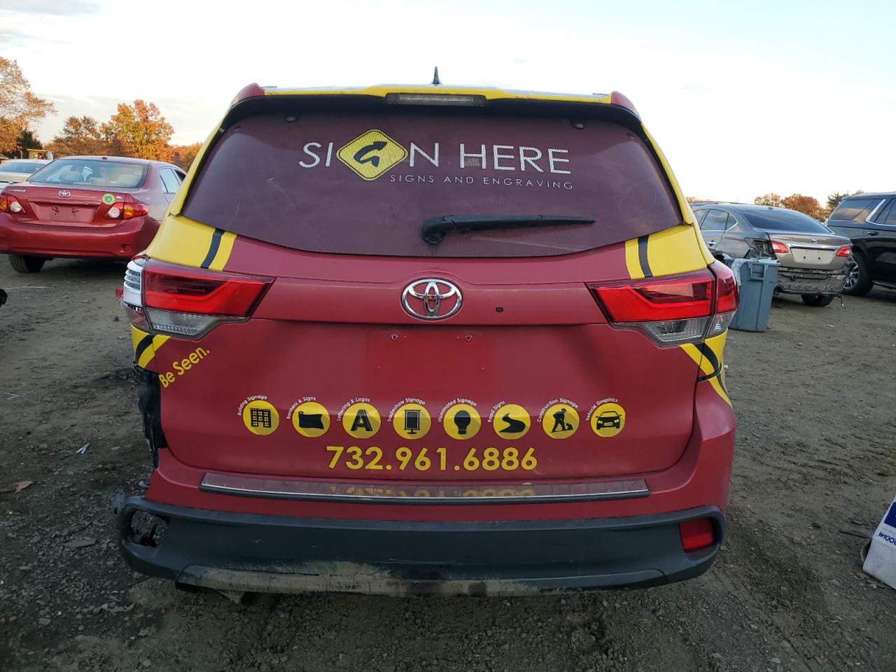 TOYOTA HIGHLANDER SE