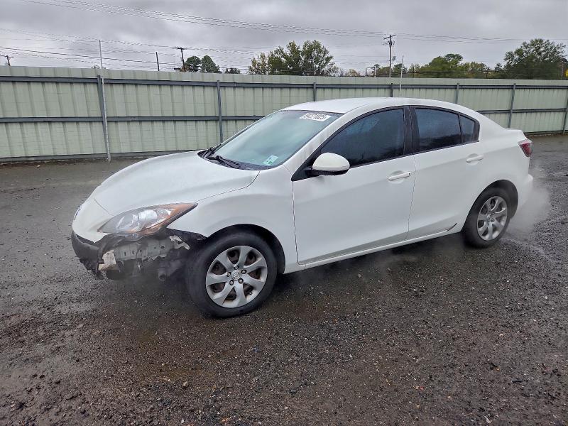 2013 MAZDA 3 I #3302842902