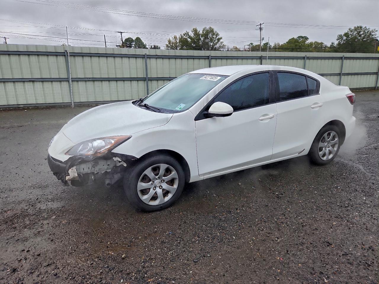 Lot #3302842902 2013 MAZDA 3 I