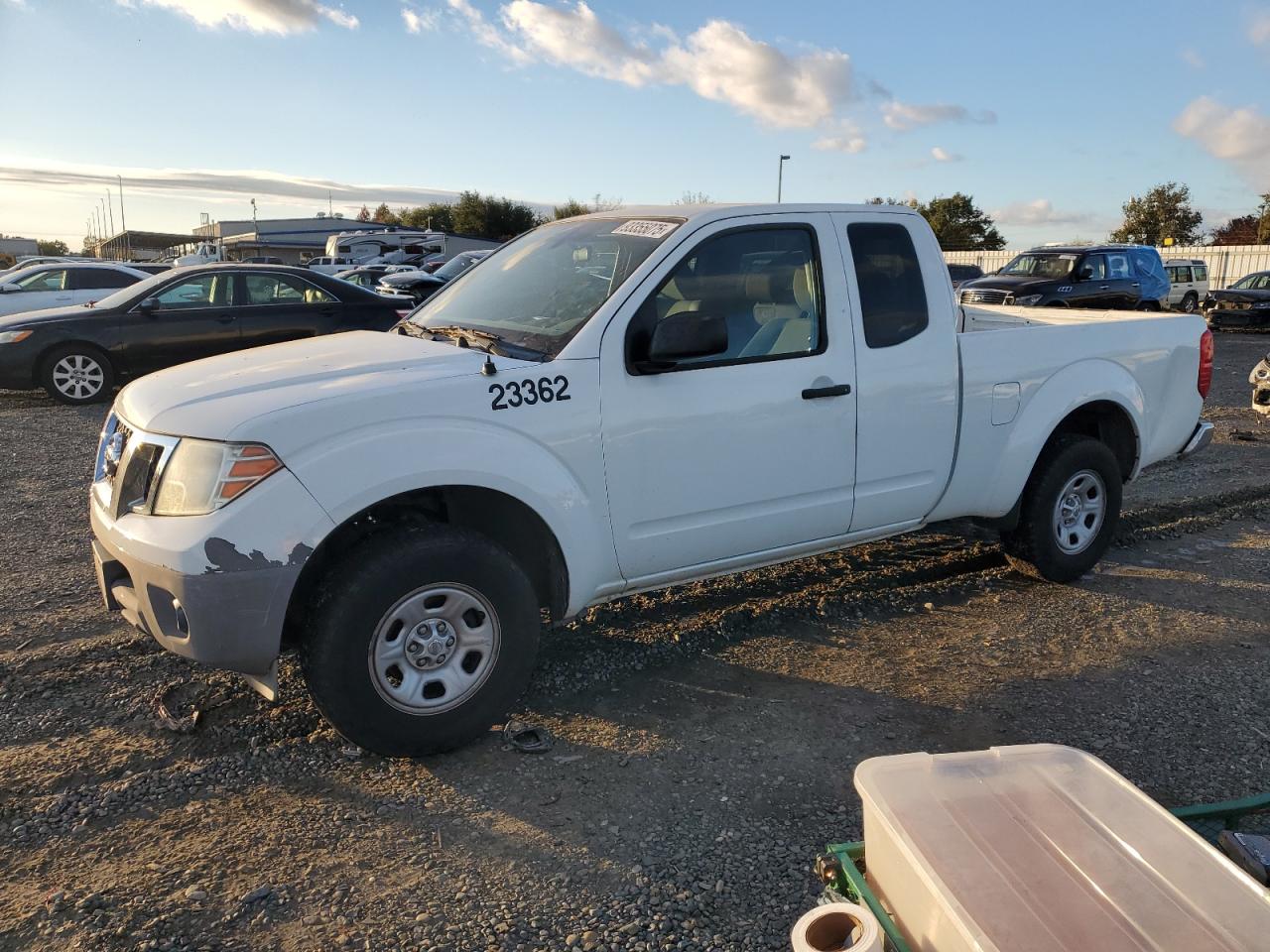 NISSAN FRONTIER S