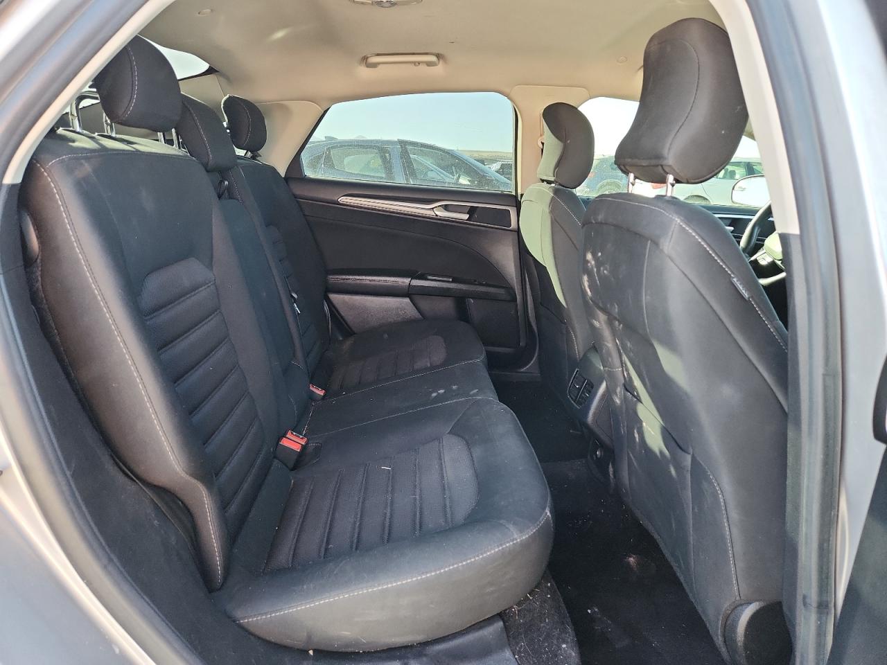 FORD FUSION SE HYBRID