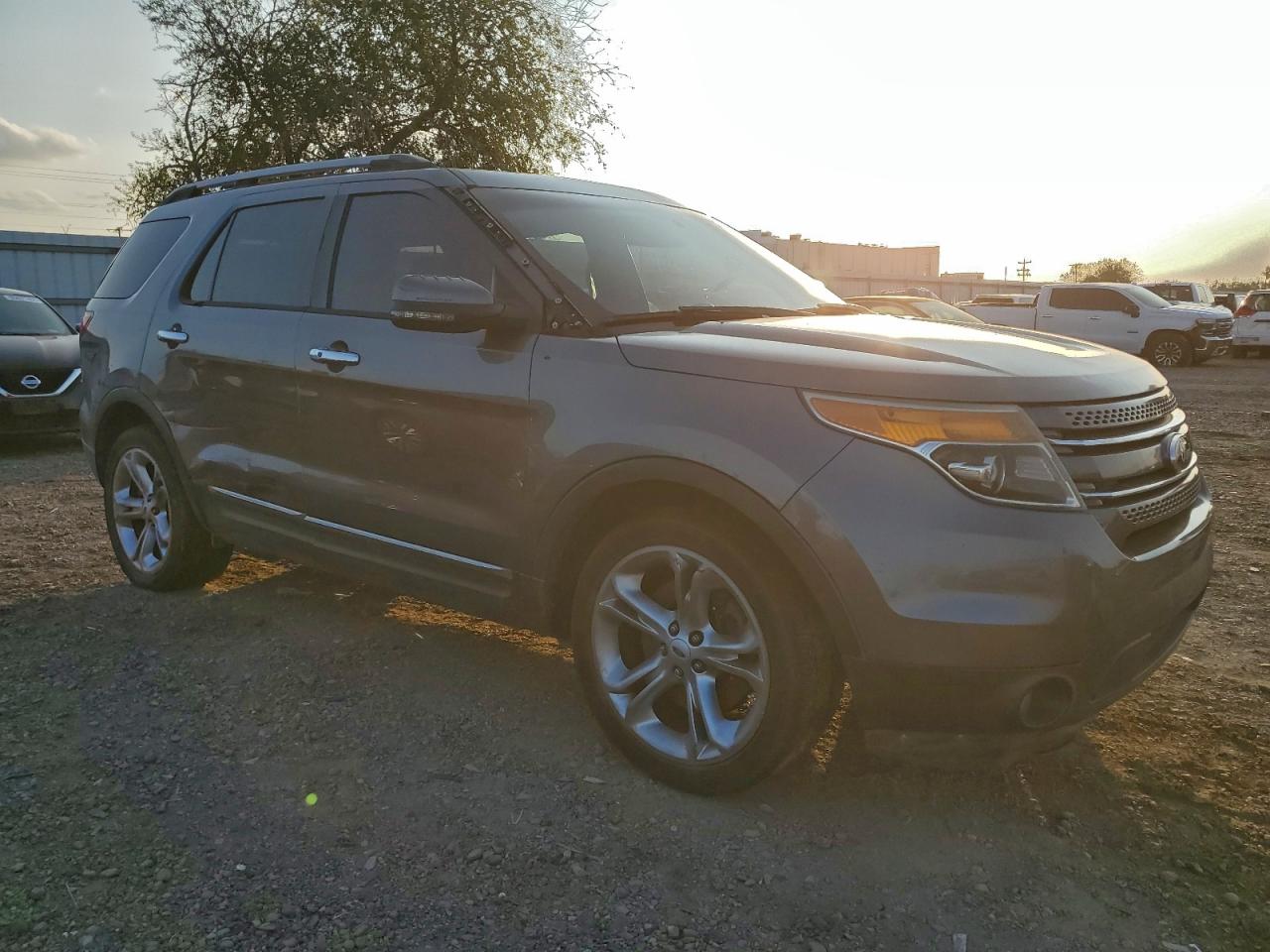 FORD EXPLORER LIMITED