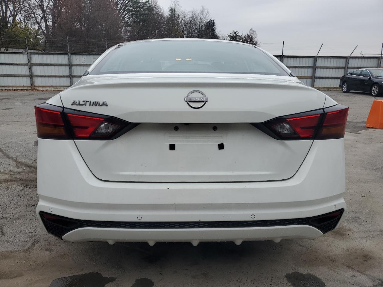 NISSAN ALTIMA S