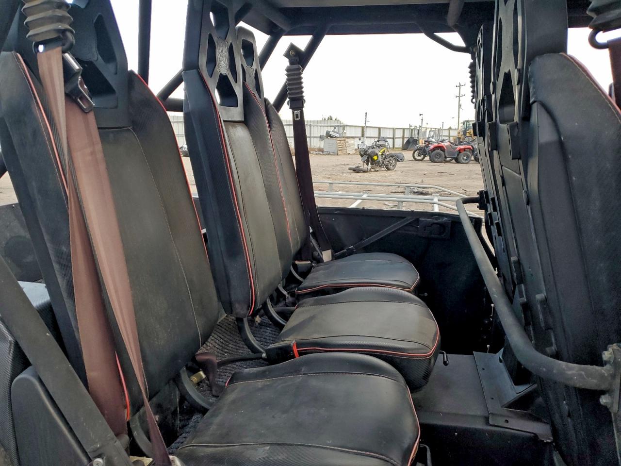 Lot #3301783338 2015 ODES DOMINATOR 800