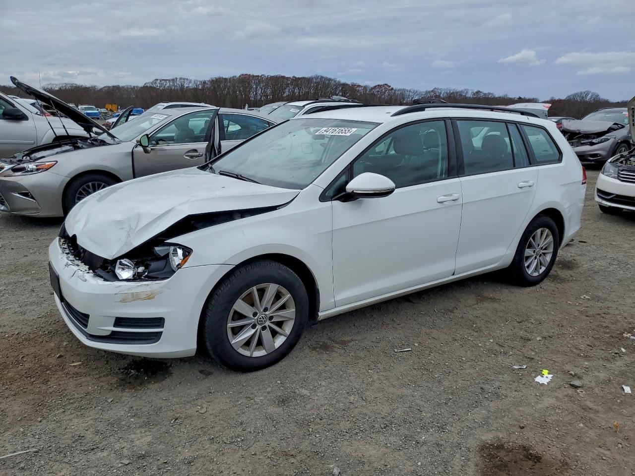 Lot #3317830244 2015 VOLKSWAGEN GOLF SPORT