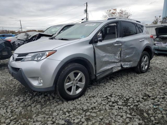 Global Auto Auctions: 2014 TOYOTA RAV4 XLE
