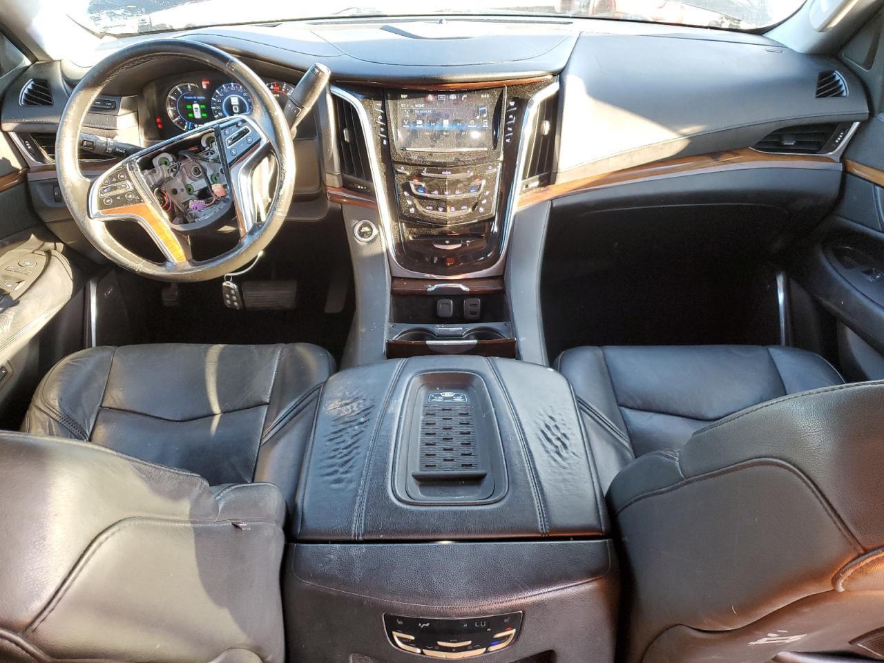 CADILLAC ESCALADE ESV LUXURY