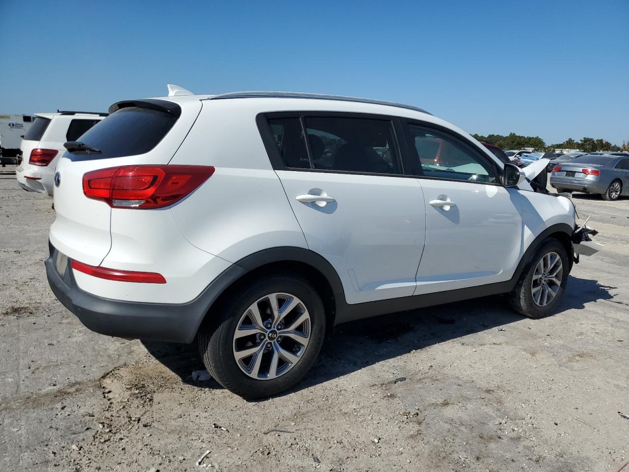 KIA SPORTAGE LX