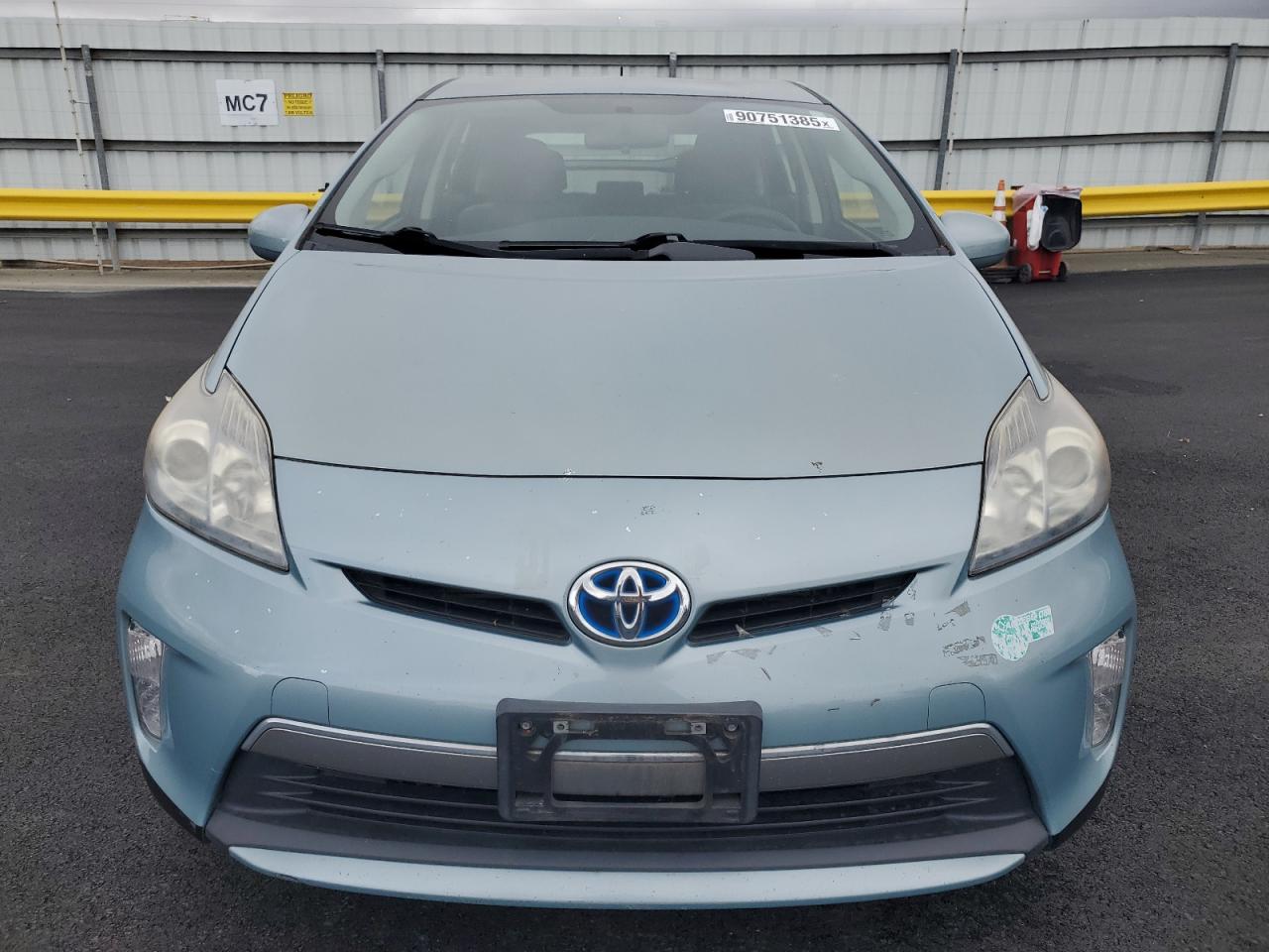 TOYOTA PRIUS PLUG