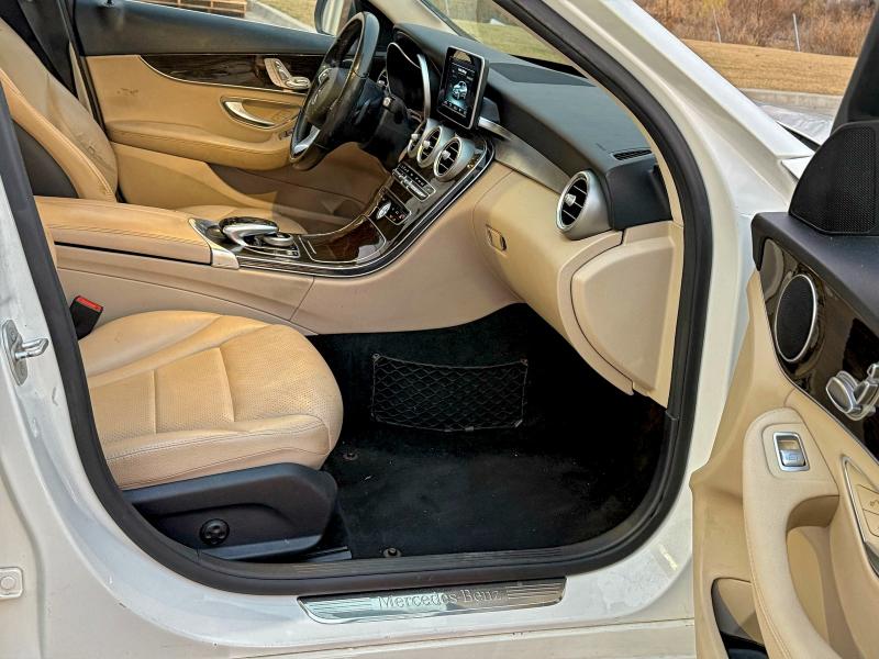 2016 MERCEDES-BENZ C 300 #3298654937