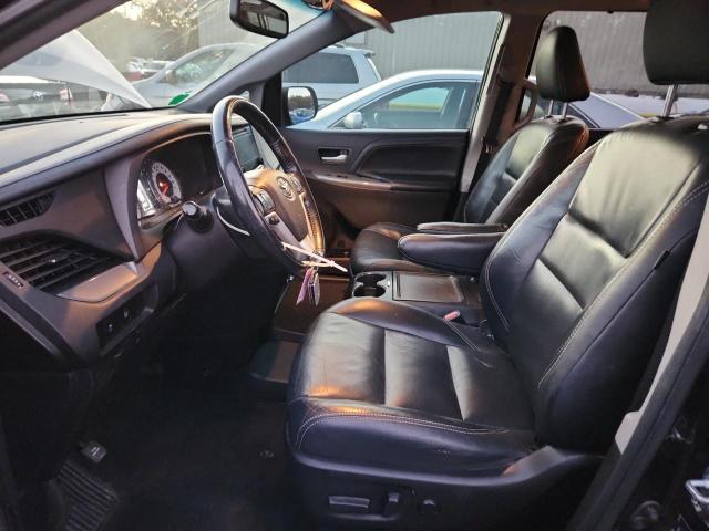 2016 TOYOTA SIENNA SE 5TDXK3DC8GS713847