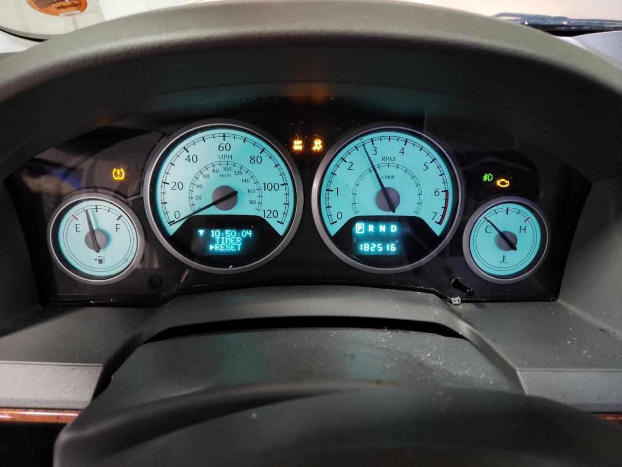 Lot #3302923089 2008 CHRYSLER TOWN & COU