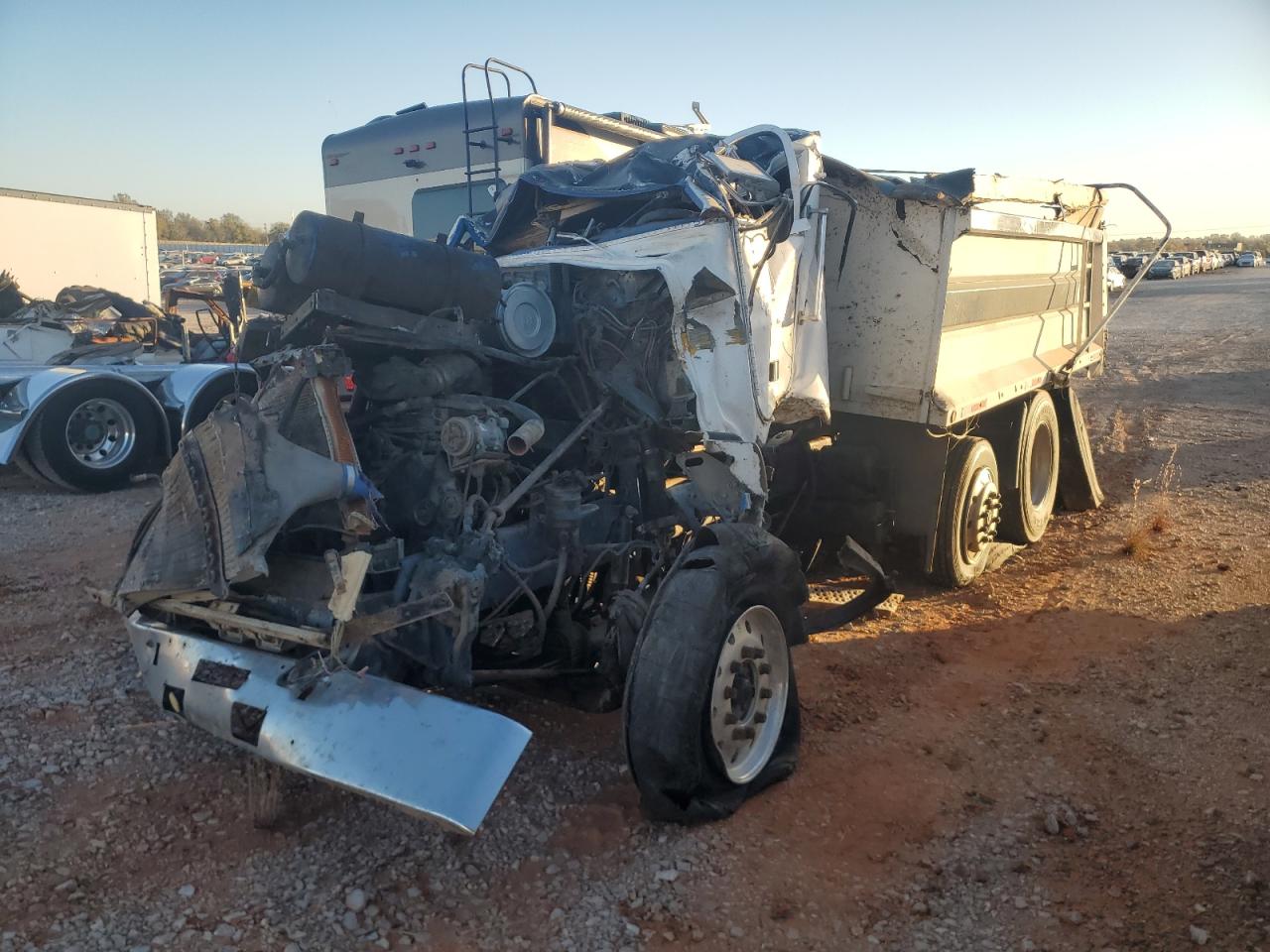 Lot #3297043488 1997 FREIGHTLINER CONVENTNL