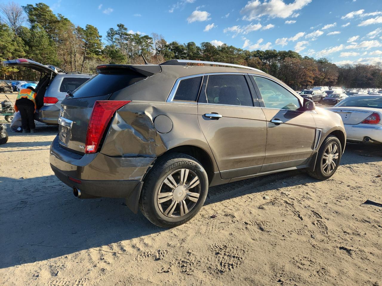 CADILLAC SRX LUXURY COLLECTION