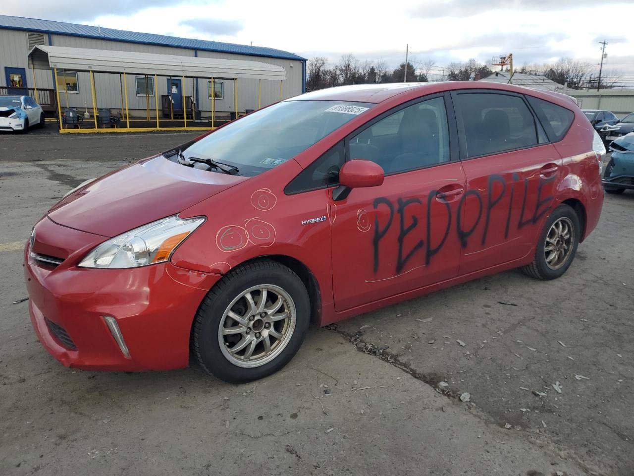TOYOTA PRIUS V