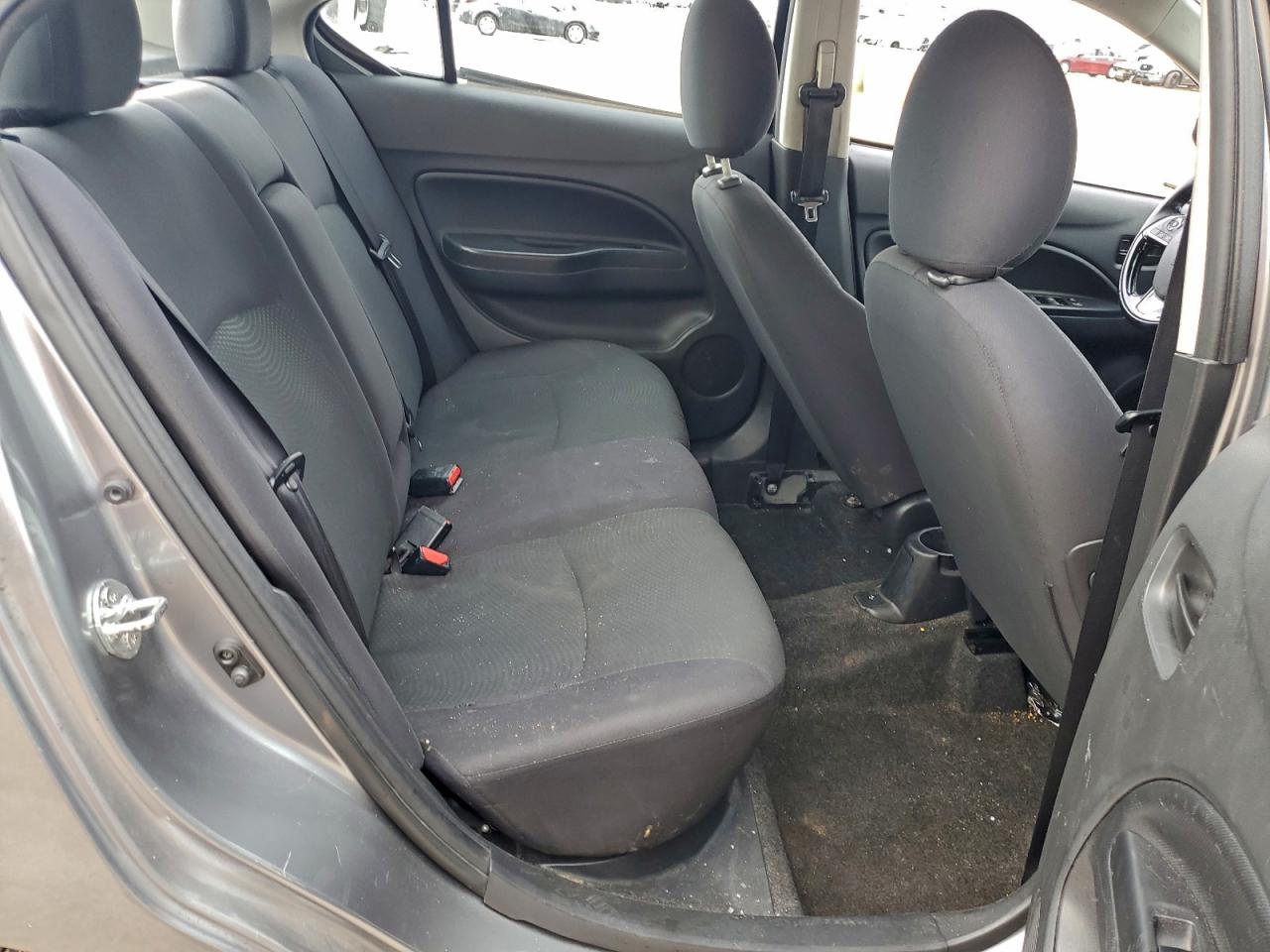 MITSUBISHI MIRAGE G4 ES