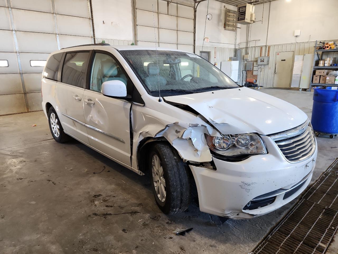 CHRYSLER TOWN & COUNTRY TOURING