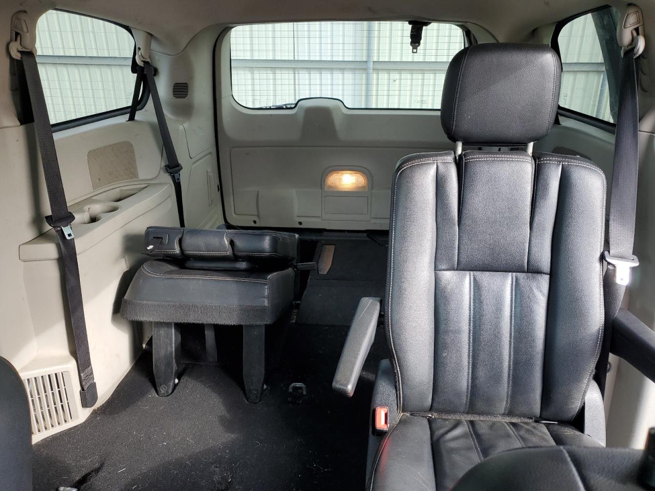 CHRYSLER TOWN & COUNTRY TOURING