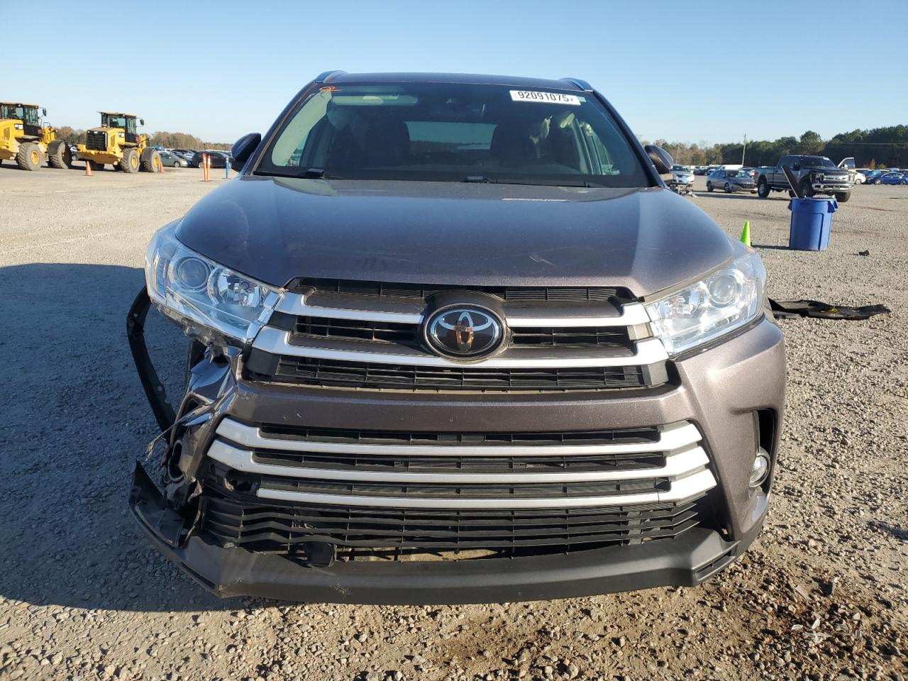 TOYOTA HIGHLANDER SE
