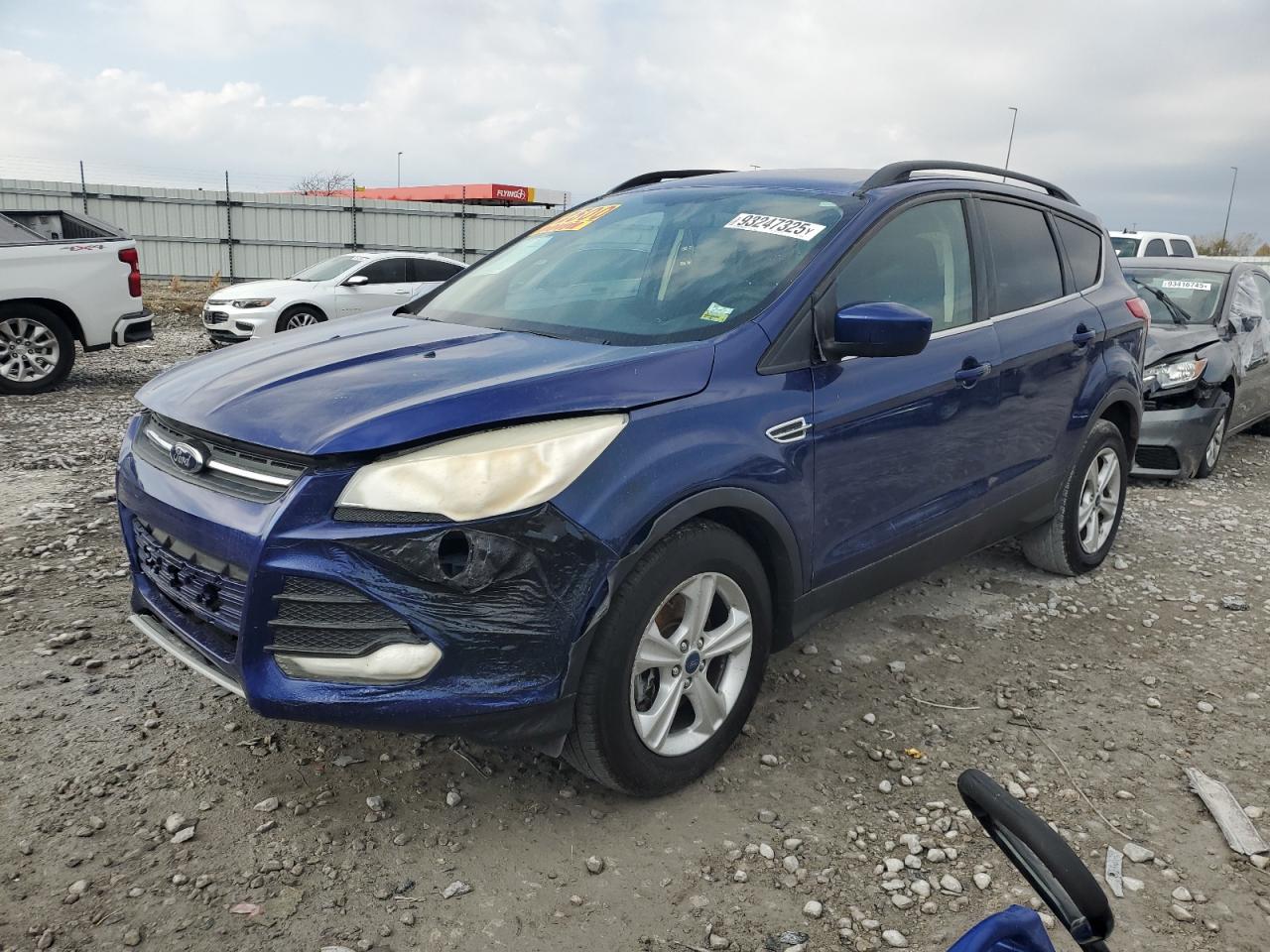 FORD ESCAPE SE