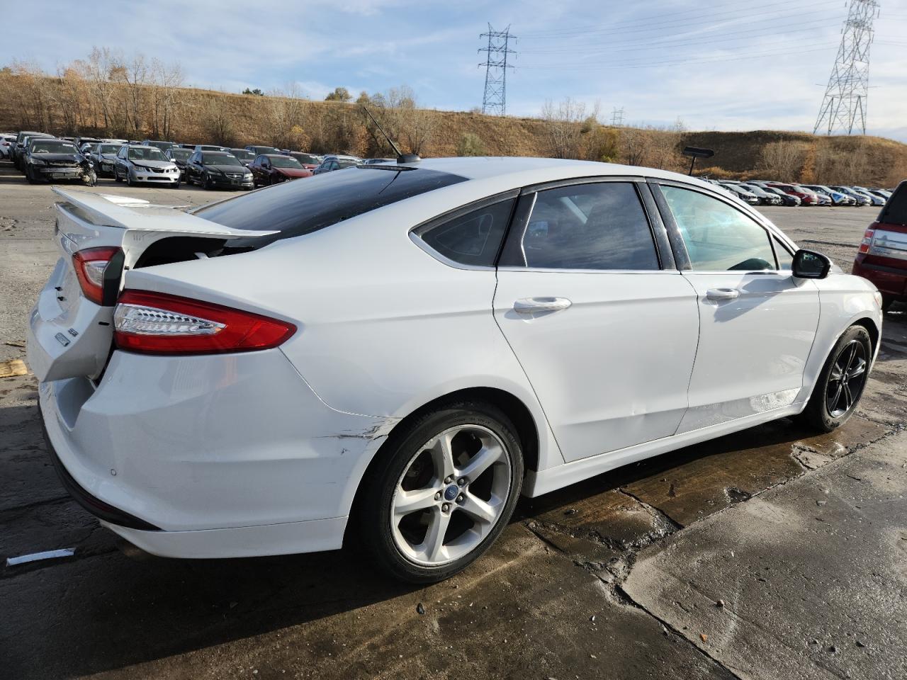 FORD FUSION SE